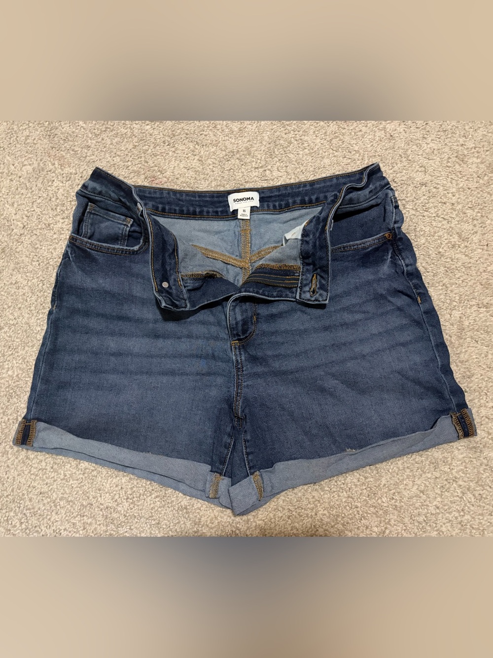 Sonoma Goods for Life Womens Denim Shorts Size 16 Medium Wash Cuffed - Picture 4 of 5